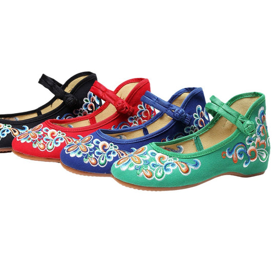 Women's Round Head Canvas Embroidered Cotton Shoes