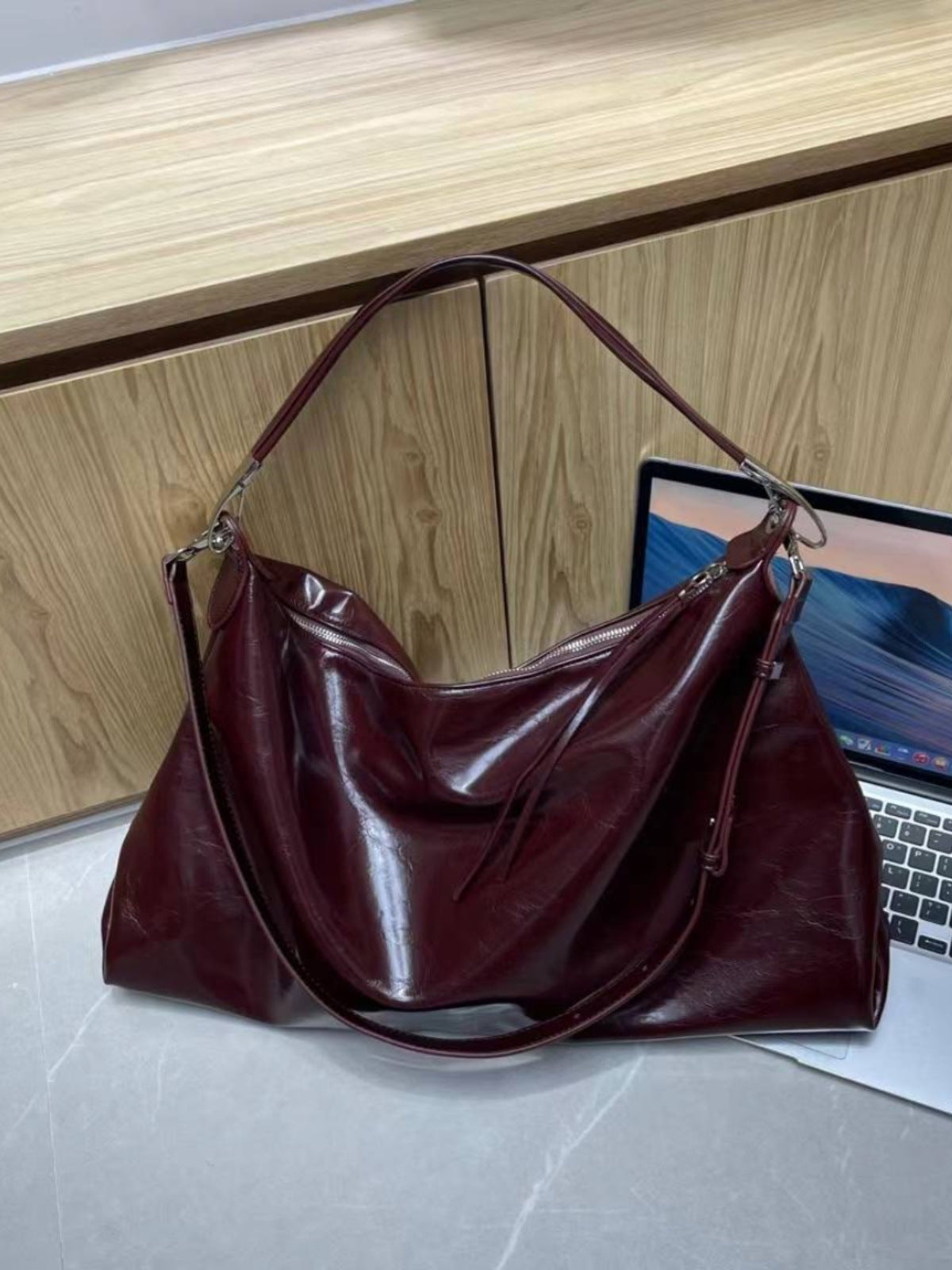 Elegant All-match Underarm Large Capacity Crossbody Women's Bag