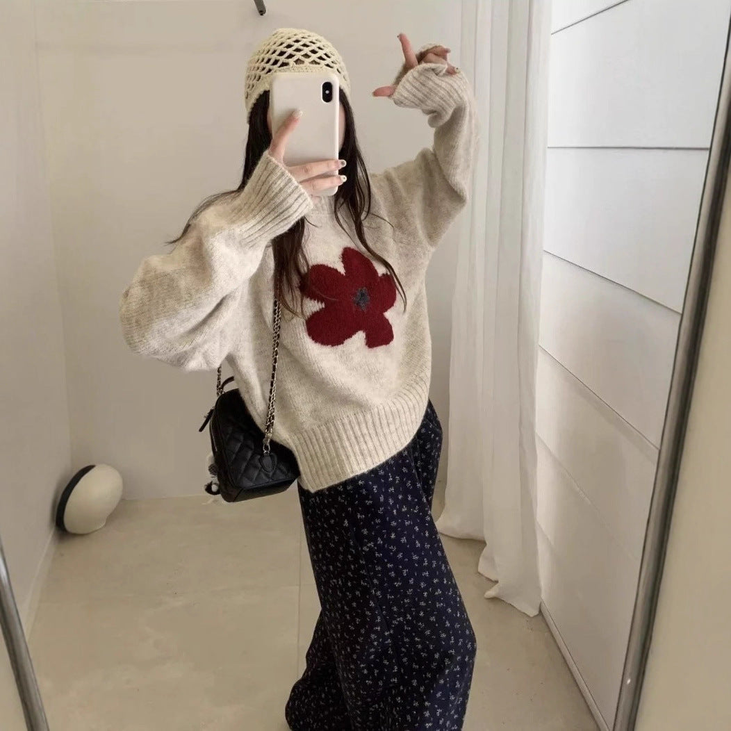 Early Autumn Versatile Casual Floral Round Neck Knitted Long Sleeve Top