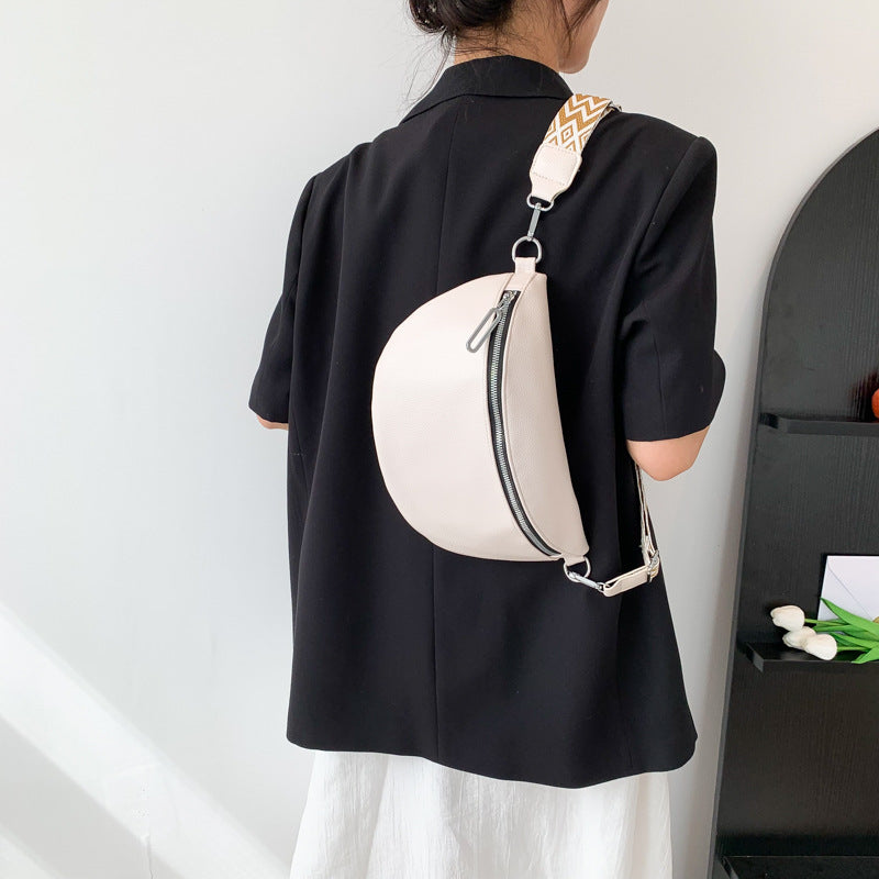 Women's Fashionable Elegant Large Capacity Travel Shoulder Messenger Bag