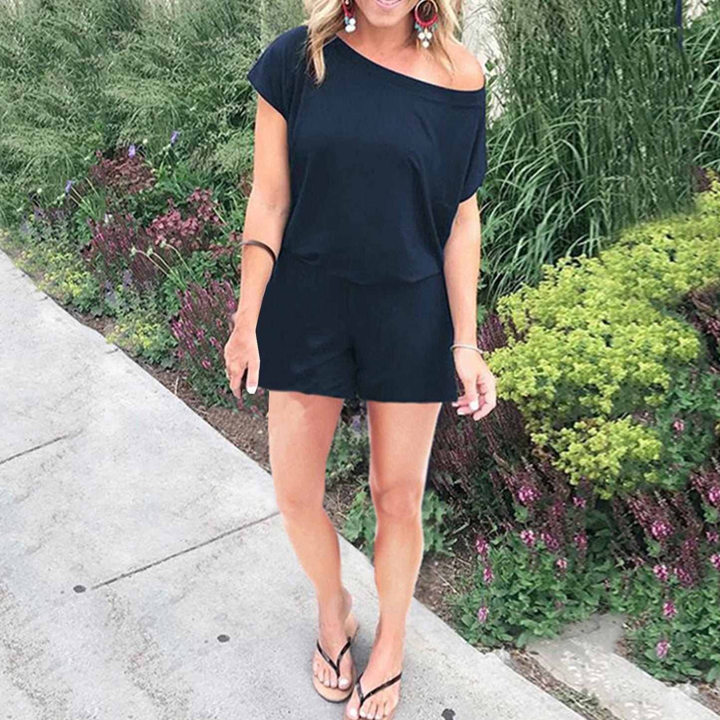 Women's Solid Color Loose Fashion Diagonal Shoulder Short-sleeved Jumpsuit