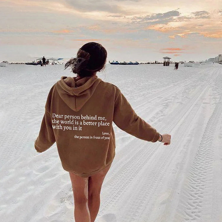 Dame-plyshættetrøje med bogstavprint, kængurulomme og snøre, unisex