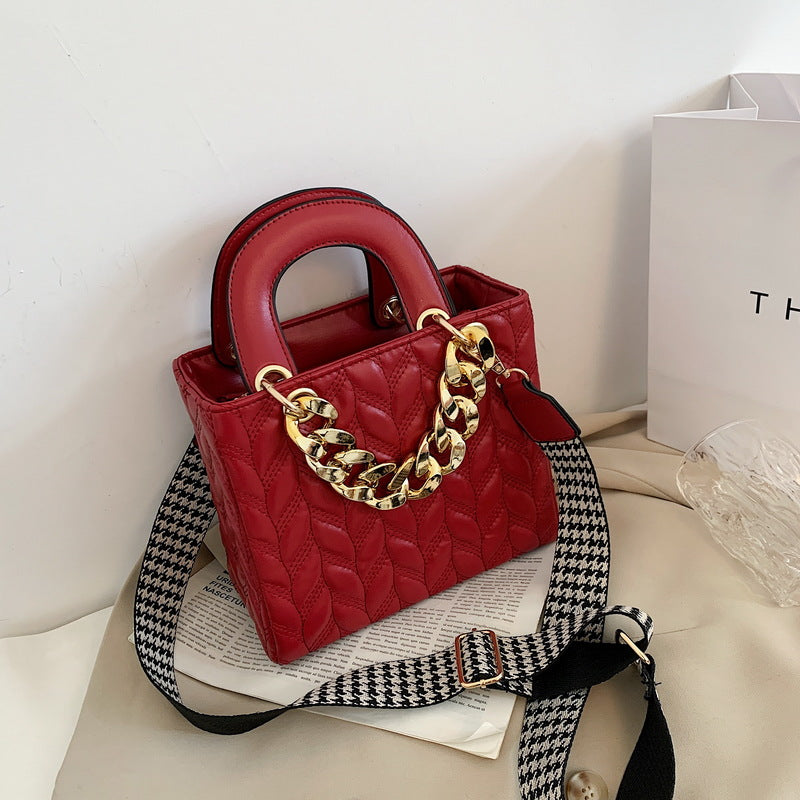 New Trendy Summer Portable Rhombus Messenger Bag