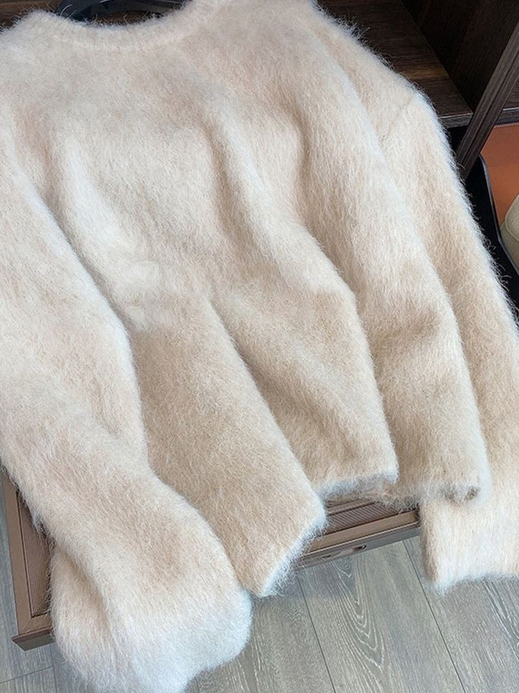 White Round Neck Thick Sweater For Women Loose And Idle Soft Glutinous