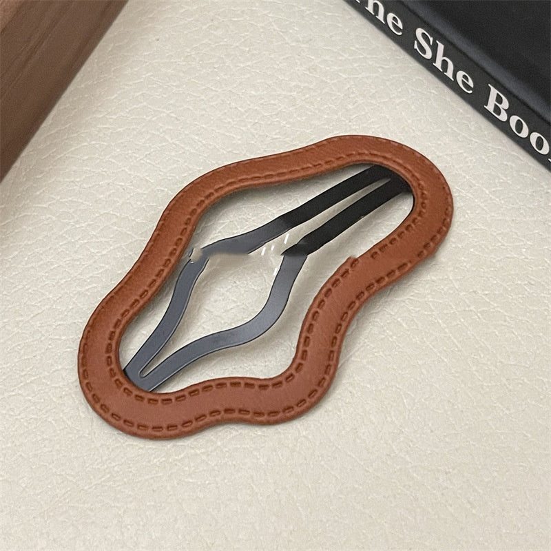 Female Leather Hollow Cloud Bangs Hair Clip