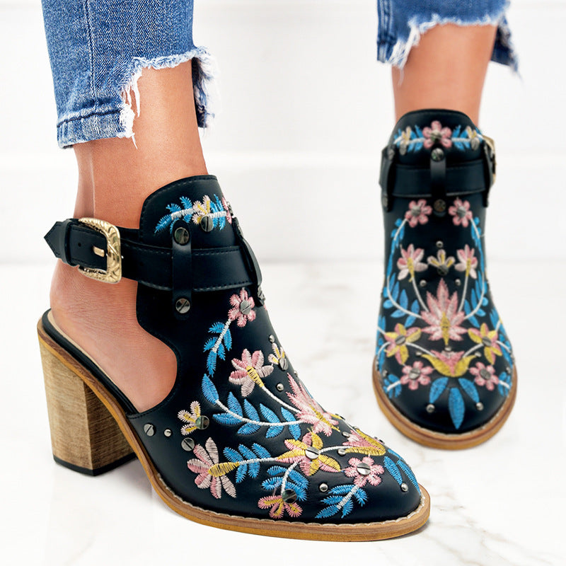 Round Toe Women's New Chunky Heel Embroidered Buckle Boots