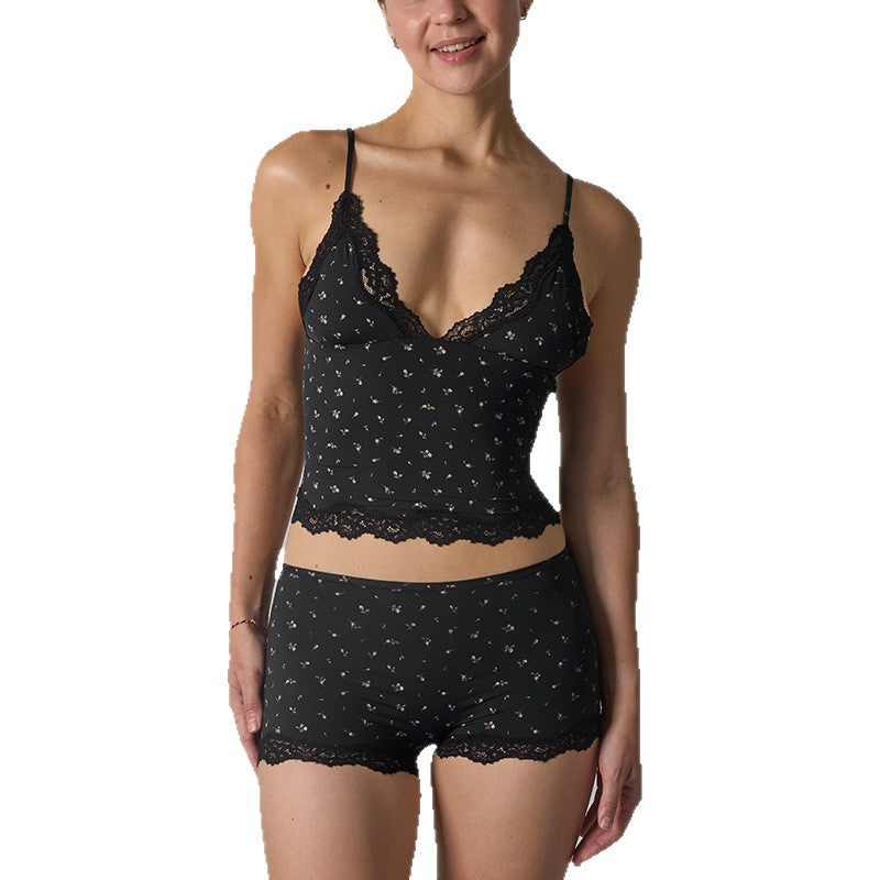 Lightweight Lace Triangle Camisole And Briefs Set With Delicate Edging