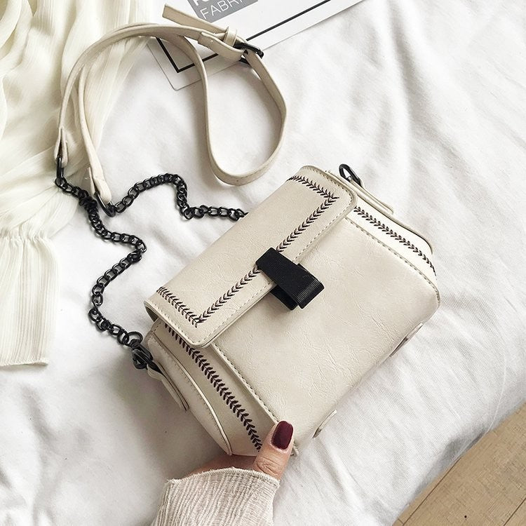 Wild Chain Shoulder Messenger Bag