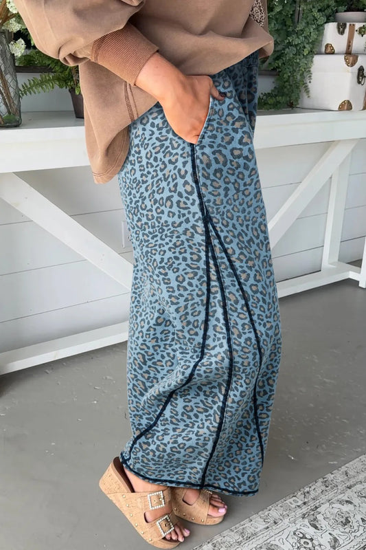 Damebukser med leopardprint i draperet, vasket, løs pasform og lige ben