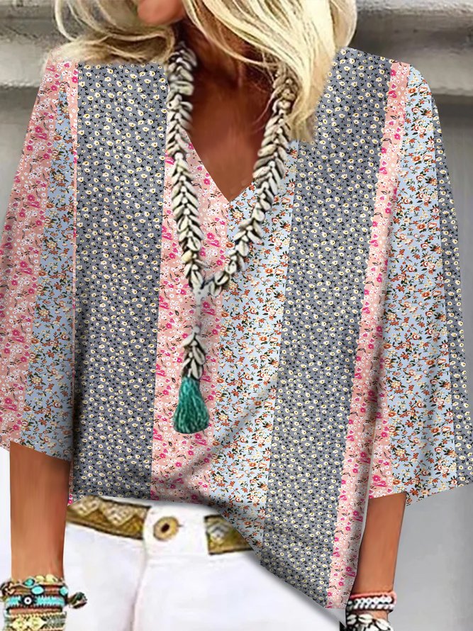 Womens V-neck Fashionable Printed Casual Top
