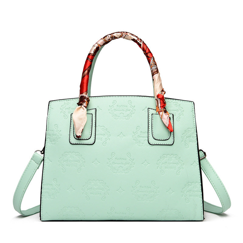 Large-capacity Fashion And Popular Embossed Ladies One-shoulder Messenger Handbag