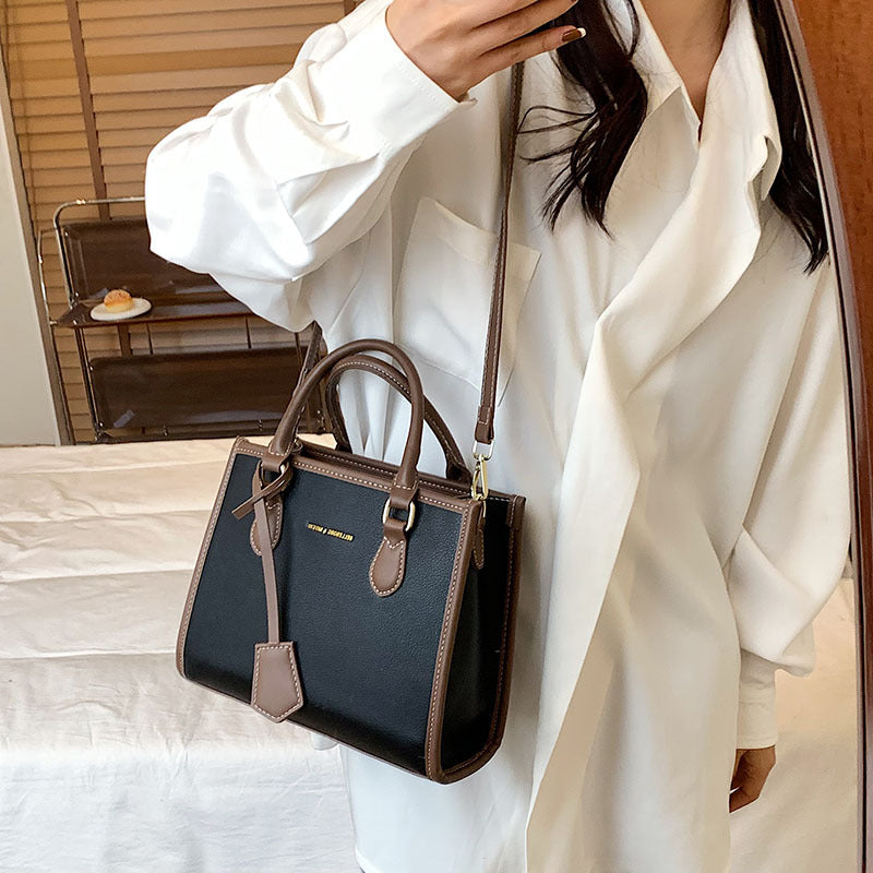 Women's New Contrast Color Large Capacity Personality One-shoulder Messenger Bag