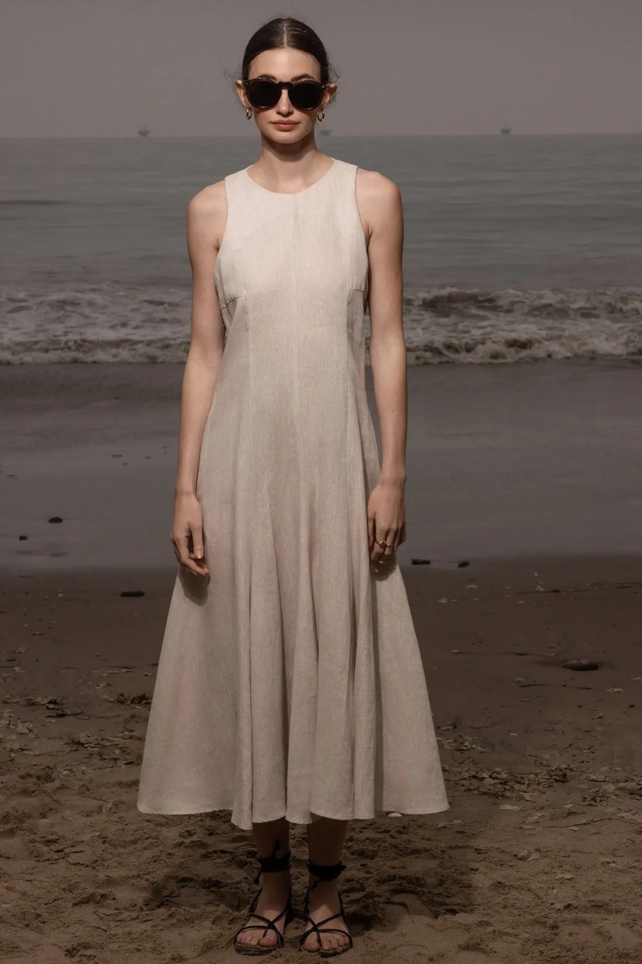 Round-neck Loose Solid-color Casual Sleeveless Dress