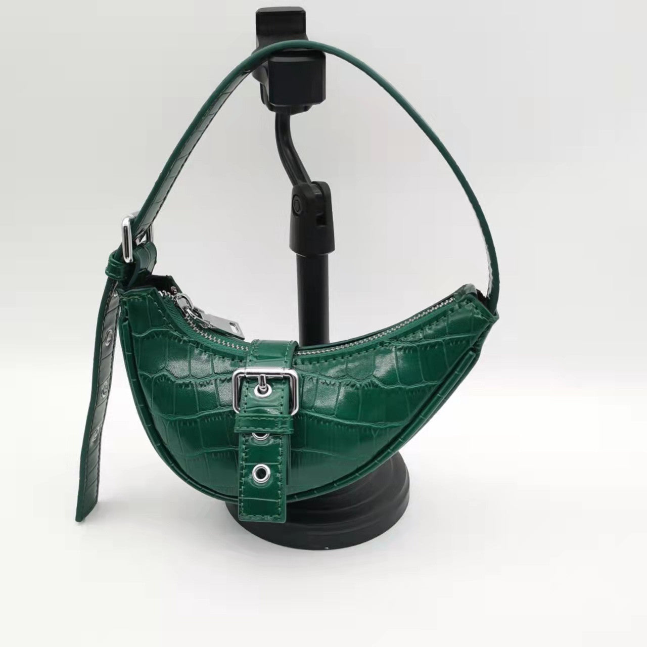 Women's Crescent Underarm Hand-held Zippered Shoulder Bag