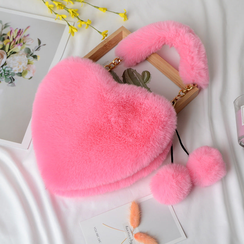 Women's Heart-shaped Plush Peach Heart Artificial Wool Handbag