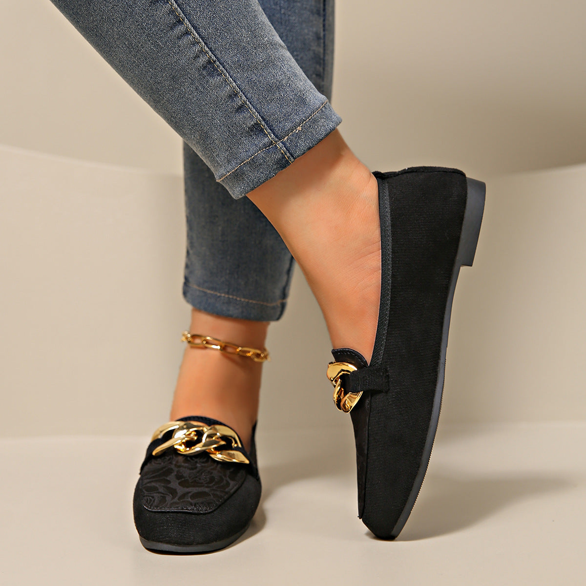 Women's Metal Flat Lazy Doug Shoes