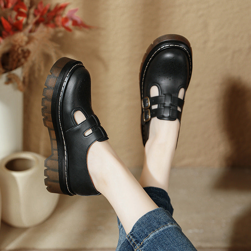 College-style Carved Brogue Shoes