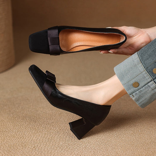 Retro Square Head Stitching Chunky Heel Pumps Women's Spring And Autumn New Bow Low-cut High Heels