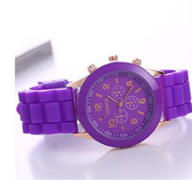 Foreign trade explosions Geneva jelly silicone watch GENEVA three-eye digital scale student quartz watch wholesale