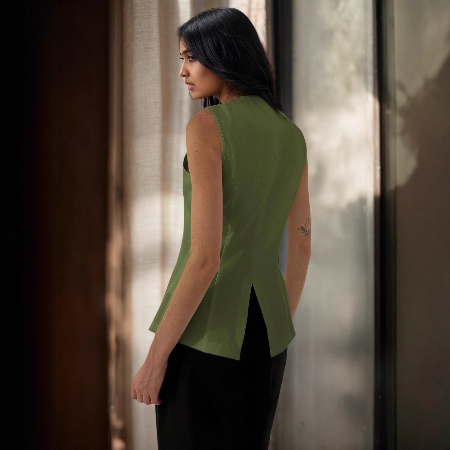 Artistic V-neck Waist-cinching Vest