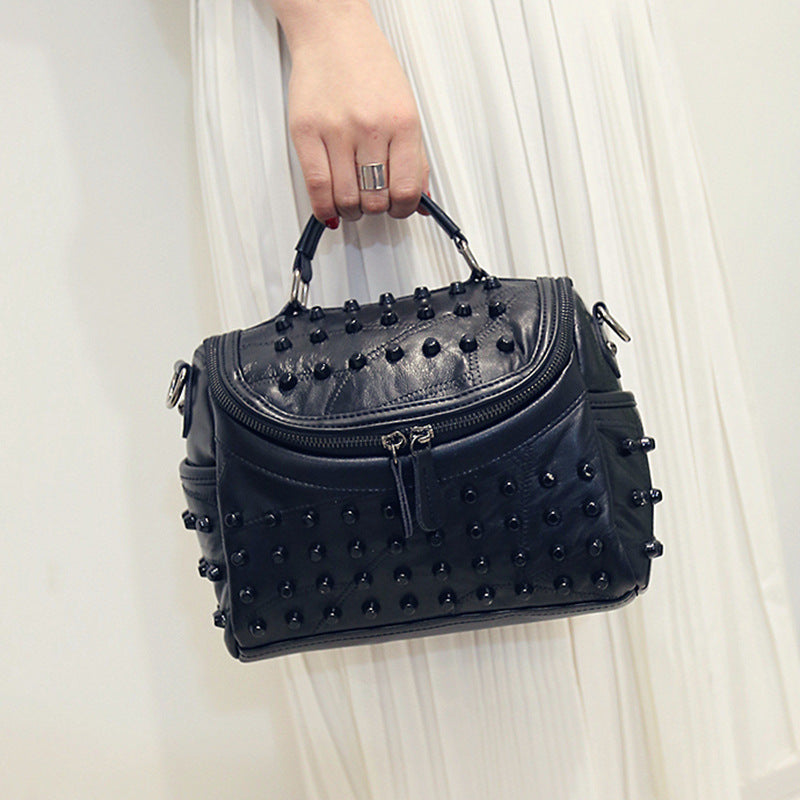 Handbag stitching sheepskin rivet pouch