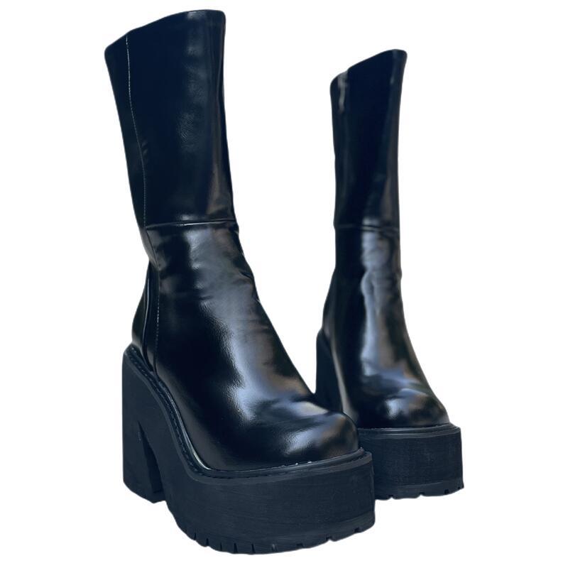 Platform Round Toe Side Zip Low Boots