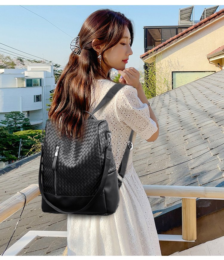 Retro Fashion Woven One Shoulder Portable Backpack Leisure Large Capacity Anti-theft