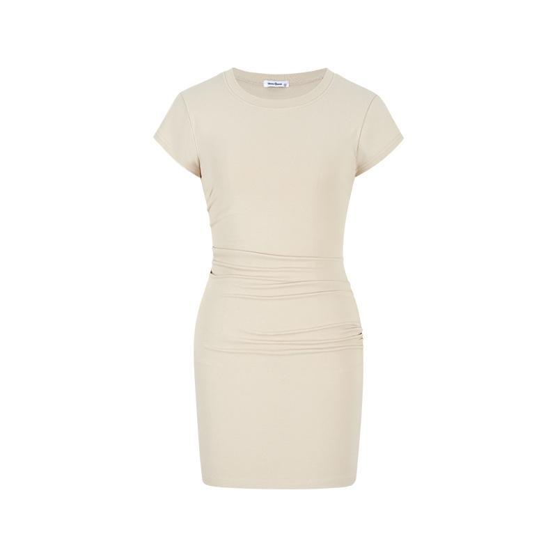 Figure-flattering Basic Short-sleeve Dress