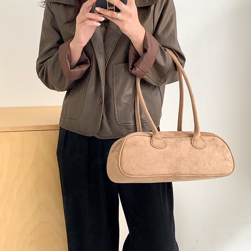 New Large Capacity Shoulder Niche Vintage Suede Baguette Underarm Bag
