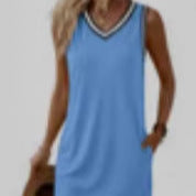 Women's Contrast-color V-neck Sleeveless Dress