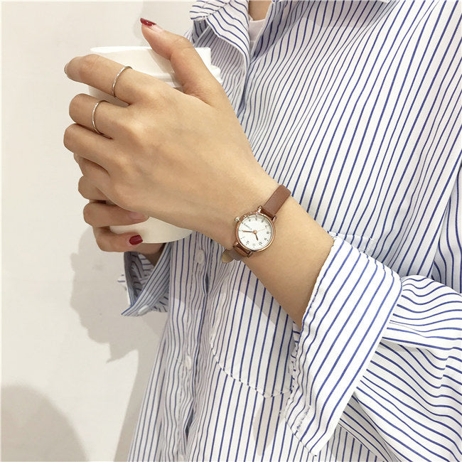 Korean version of simple retro forest school watch