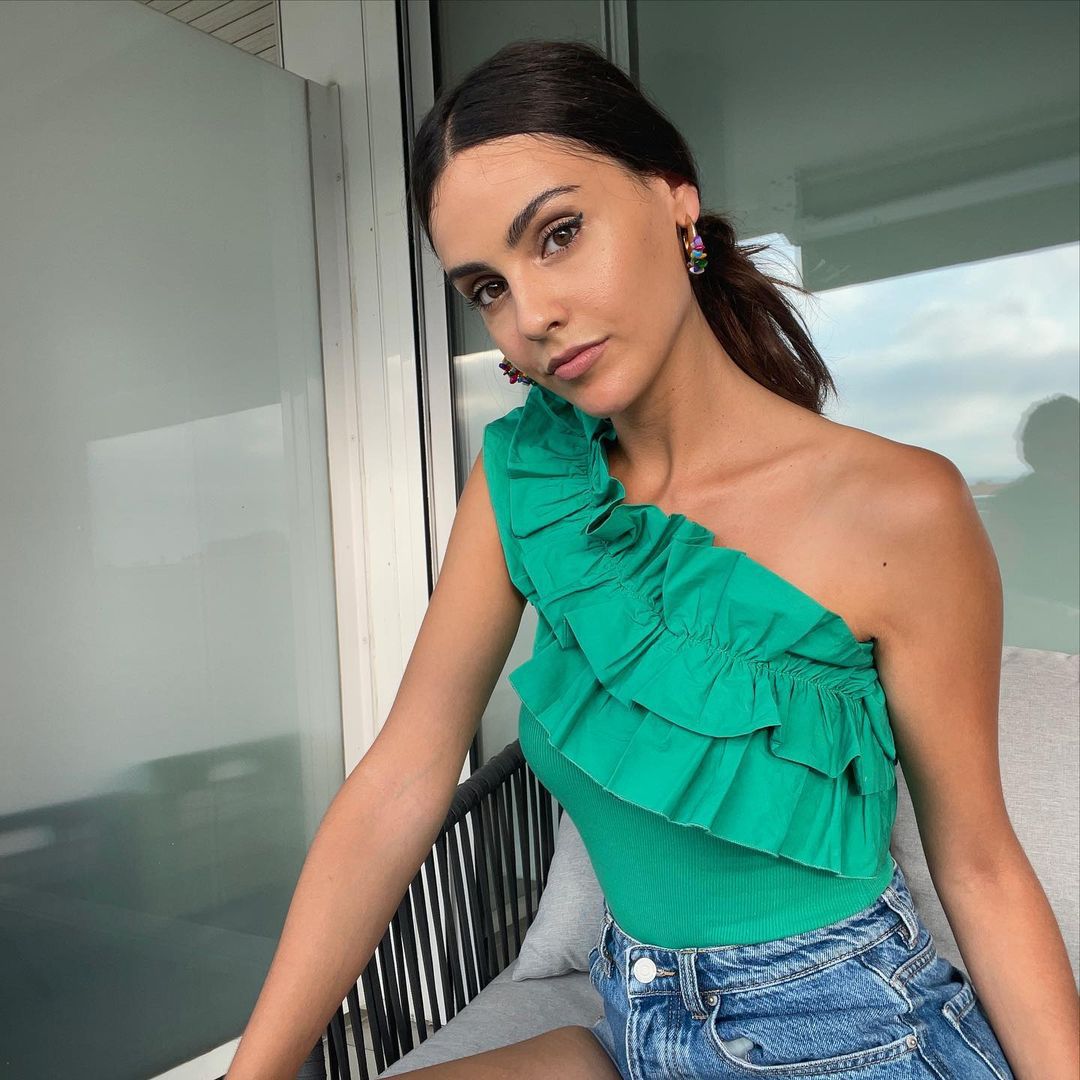 French One-shoulder Green Ruffle Shorts Jumpsuit
