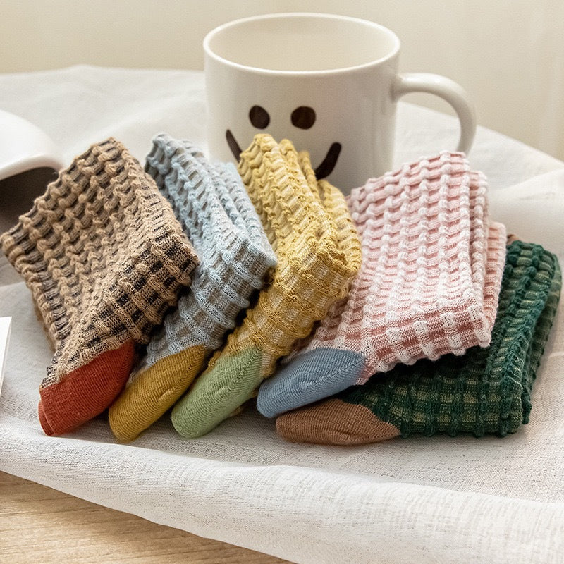 Checkerboard Color-blocked Mid-calf Cotton Sweat-absorbing Long Socks