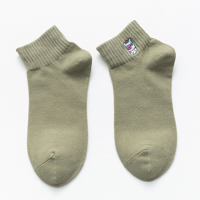 Female Japanese cartoon shallow mouth socks