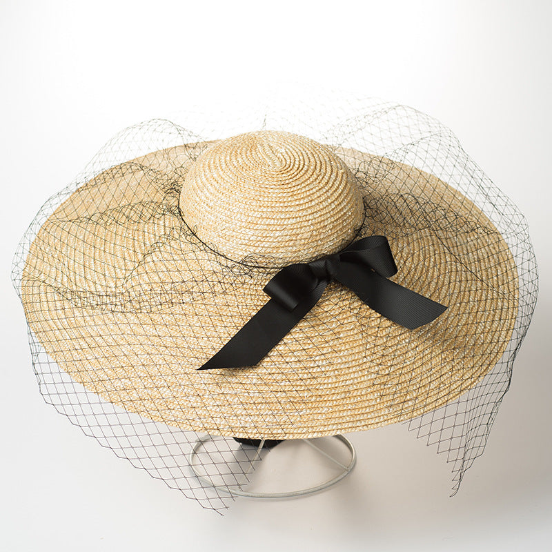 The New British Retro Shallow Top Sunshade Shading Strap Straw Hat