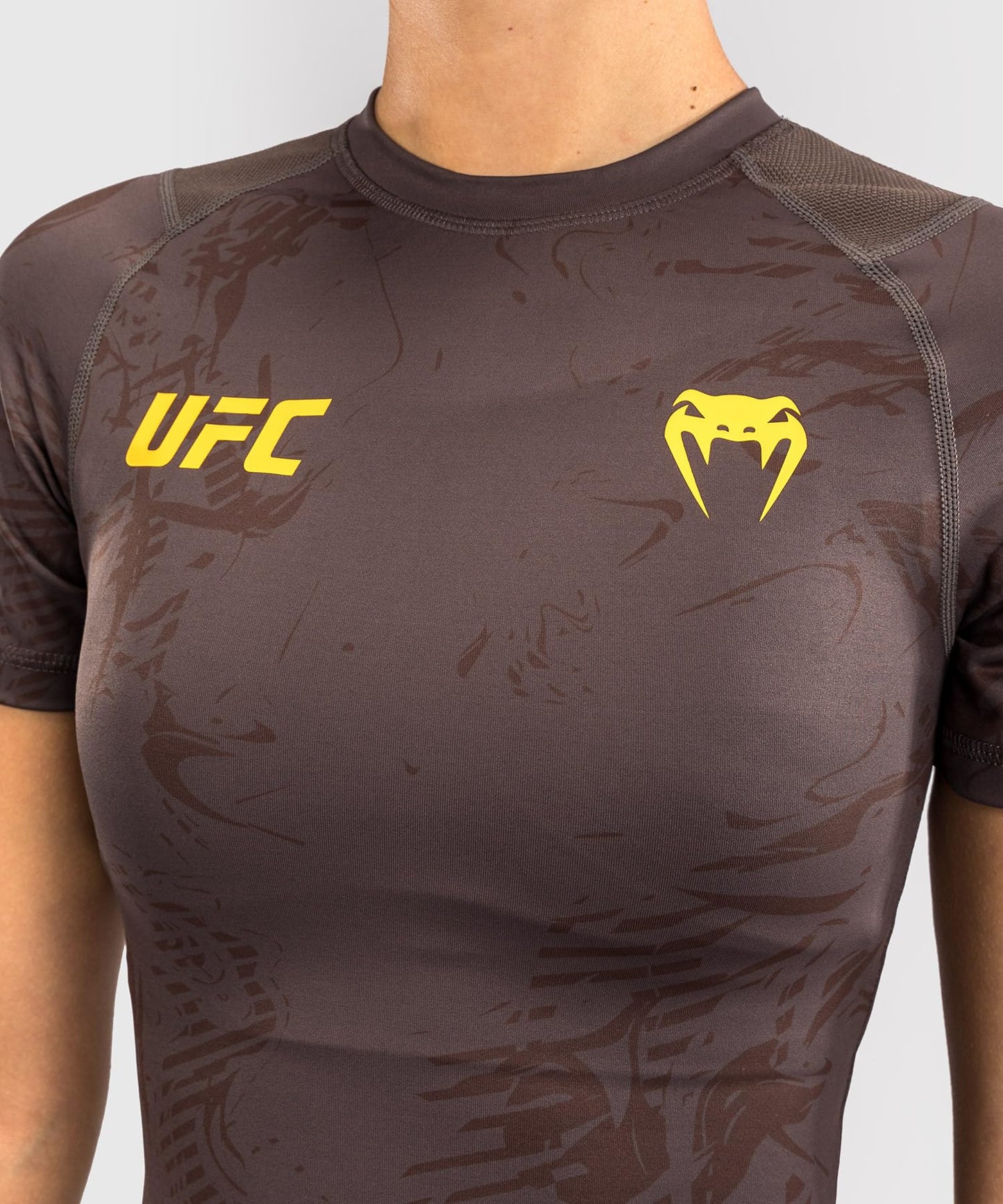 Venum UFC Fusion Fight Week Rashguard Performance kortärmad dam