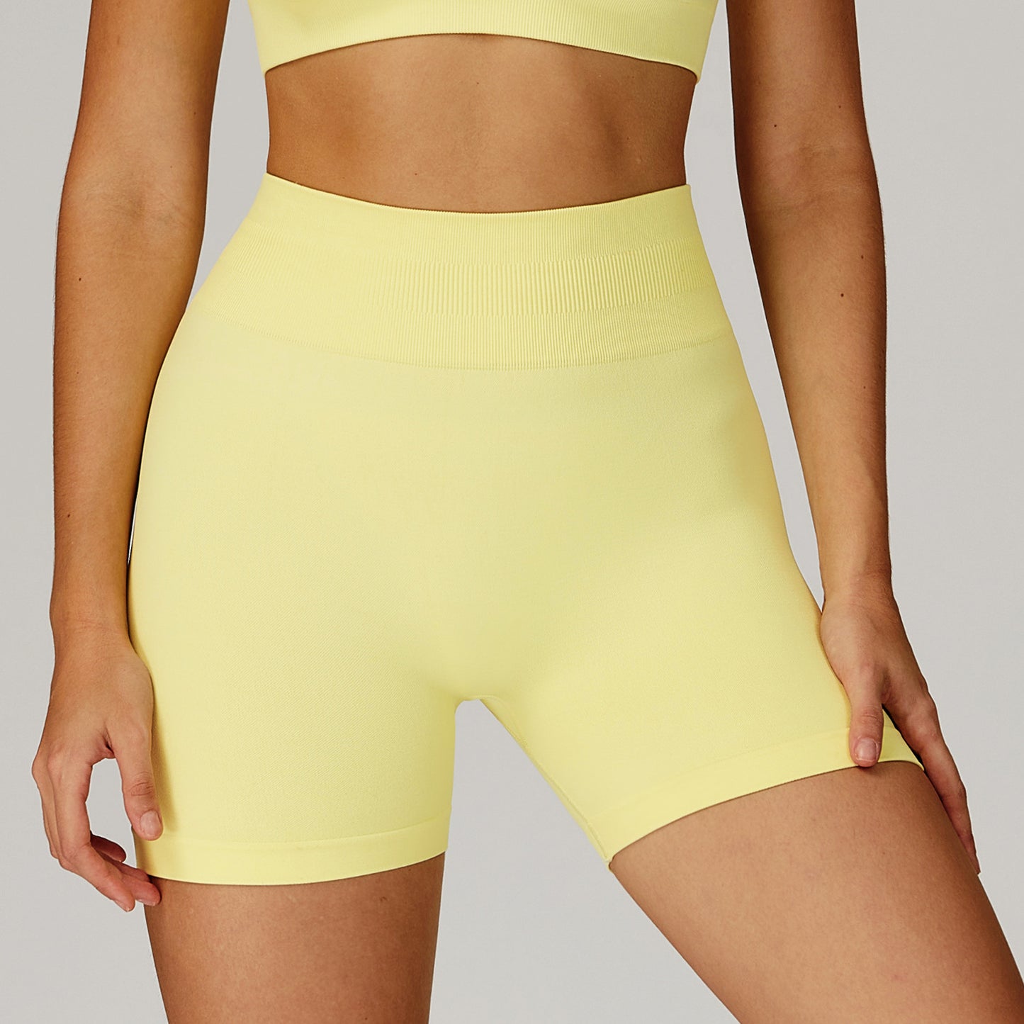 High Waist Tight Hip Lifting Seamless Yoga Shorts