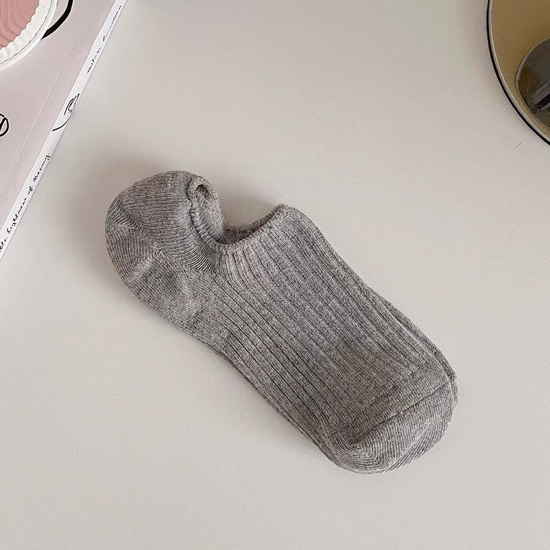 Summer Thin Women's Shallow Invisible Socks With Silicone Anti-slip Boat Socks