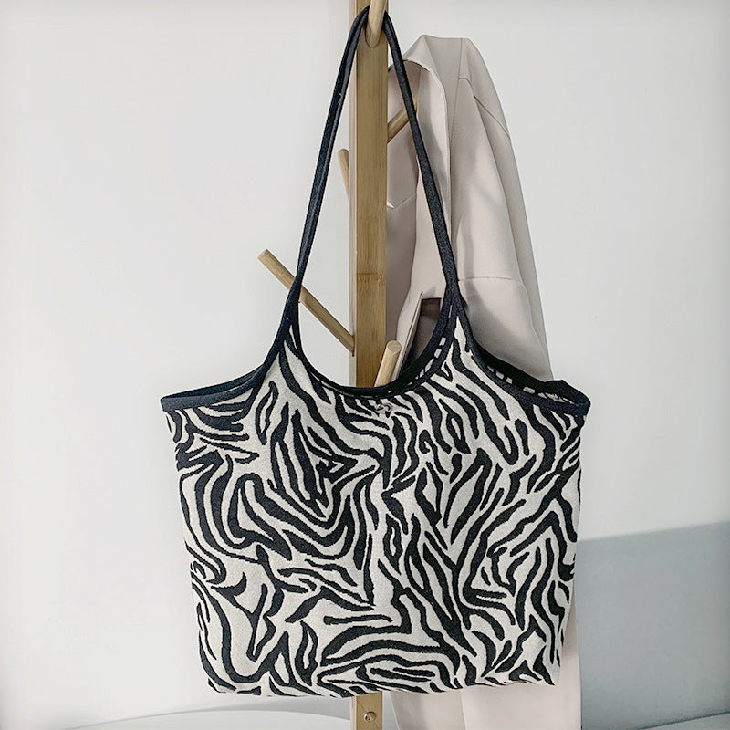 Women's Fashion Large Capacity Undershirt Zebra Print Canvas Bag