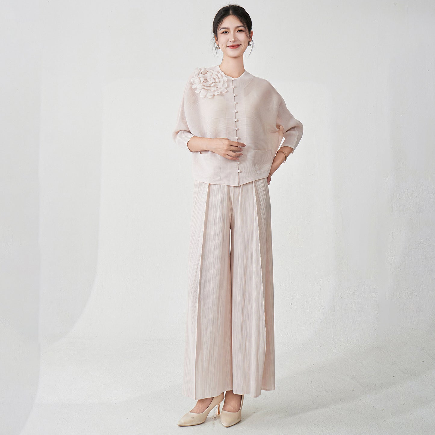 Two-piece Stylish And Slim-fit Top And Pants Set