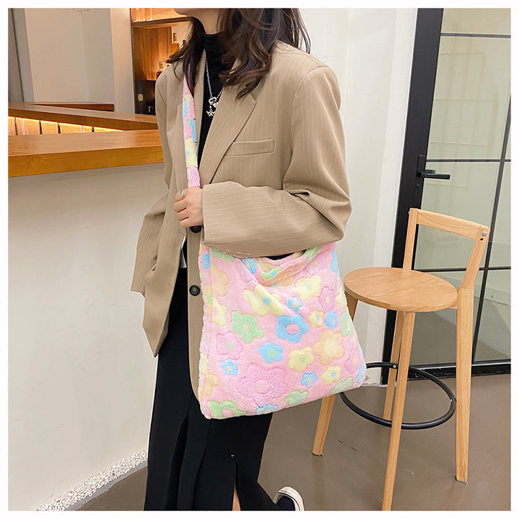 Women's Fashion Simple Plush Large Capacity Shoulder Bag