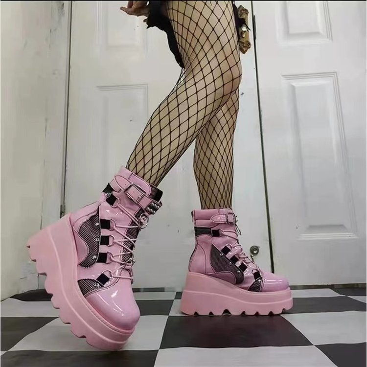 Women's Plus Size Round Toe Platform Wedge Boots