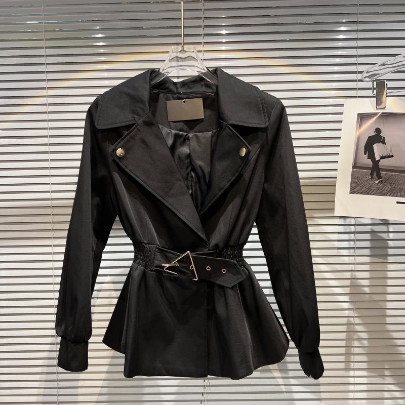 Long-sleeved Jacket With Pleated Elastic Waistband