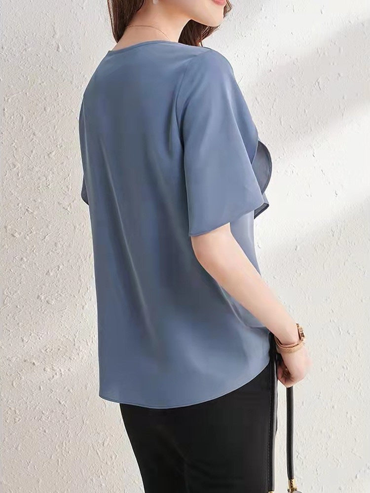 Design-forward Short-sleeve Top With Flared Sleeves