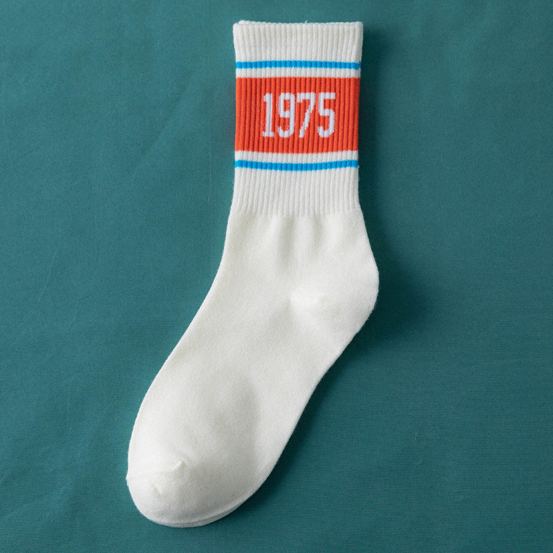 Men's And Women's Trendy Net Red Ins Cotton Tube Socks Hip-Hop Alphabet Socks