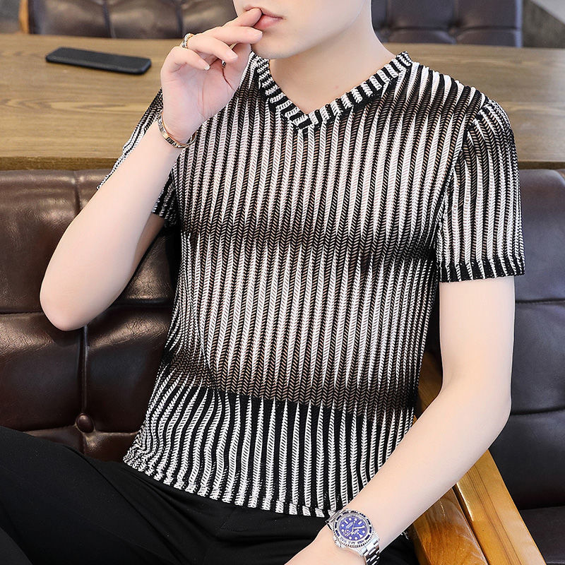 V-neck Slim-fitting Clothes T-shirt