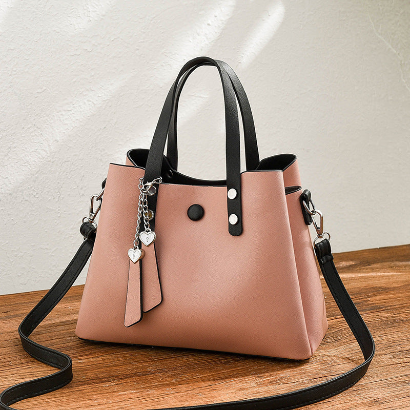 Fashionable versatile messenger bag