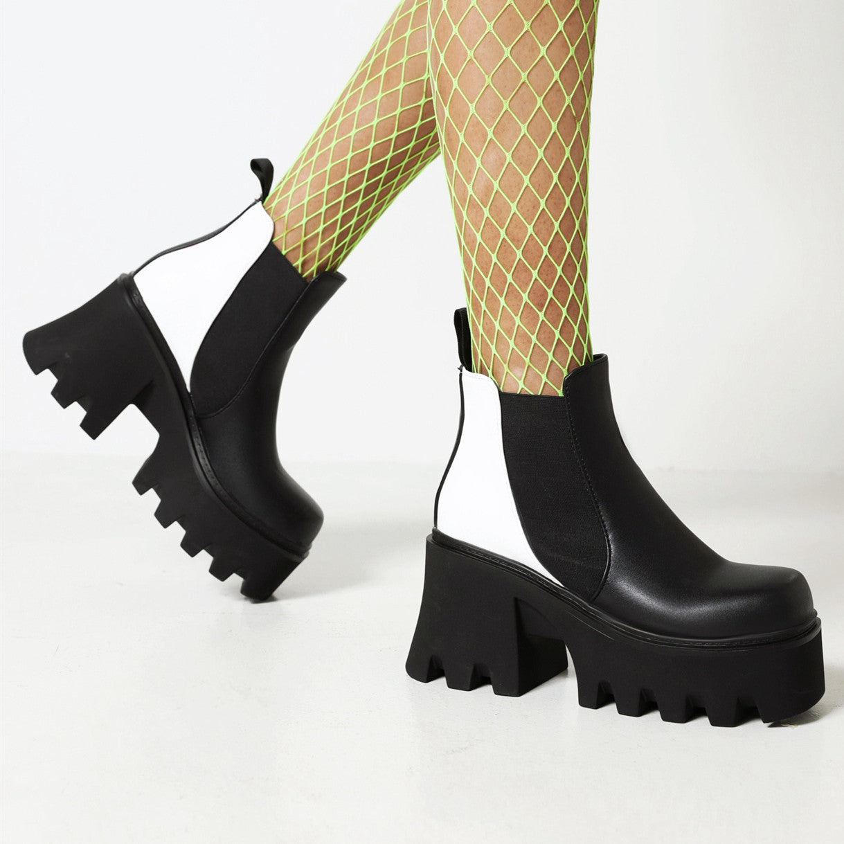 New Autumn And Winter Thick Soled Short Tube Women's Boots Punk Style