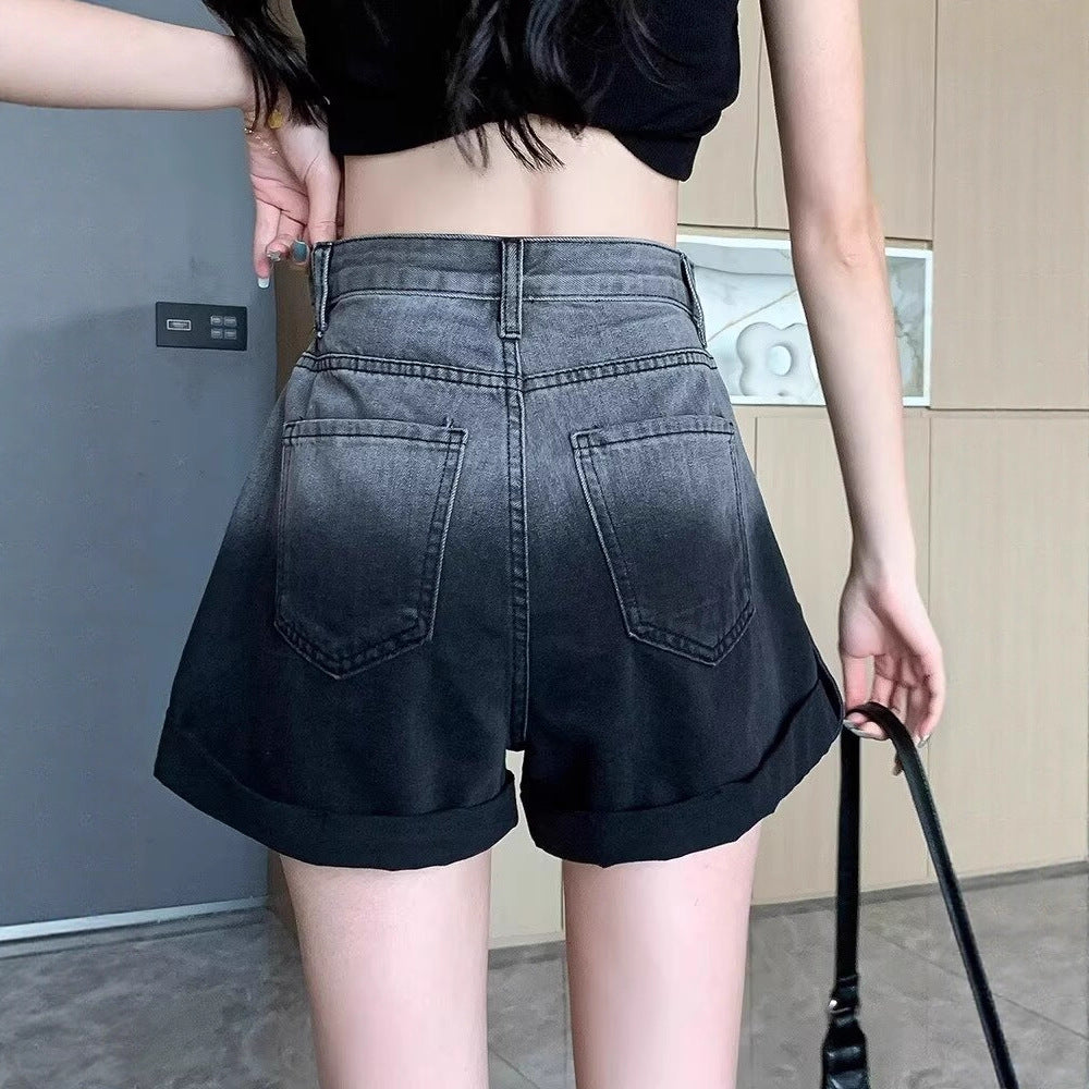 Højtaljede slankende denimshorts med farveforløb og oprullede kanter