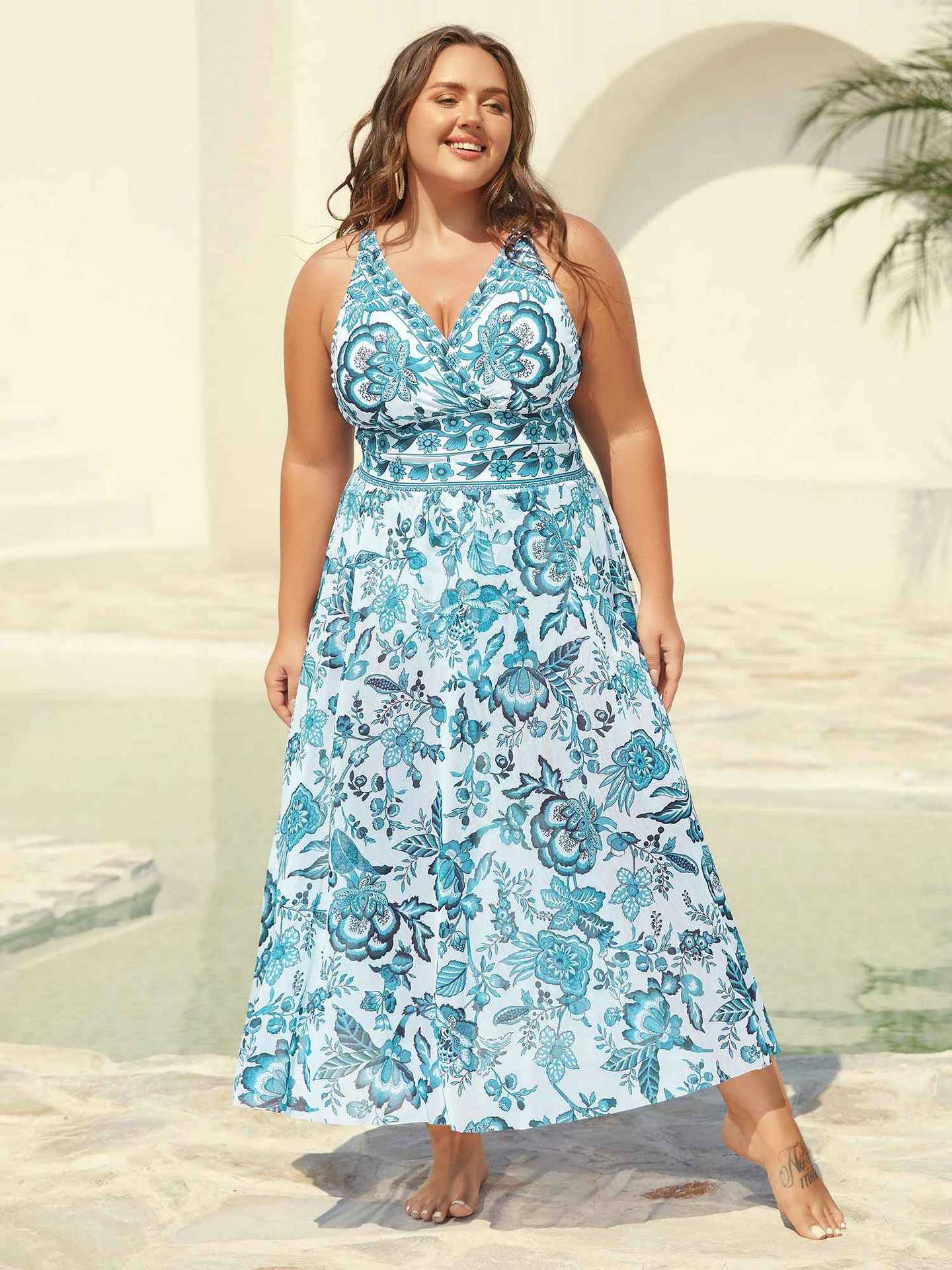 New Style Fashionable Unique Printed Plus-Size Halter Bikini Set Beachwear
